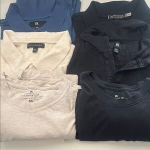 Banana Republic Men's Tops in Navy, Black, and Cream 6 tees